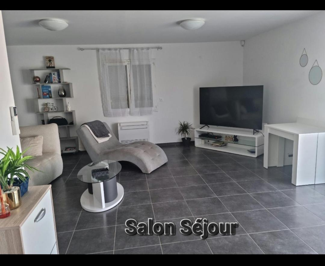 Maison 8 Couchages Clim, Plage A Pied, Petite Piscine Пор-ла-Нувель Экстерьер фото