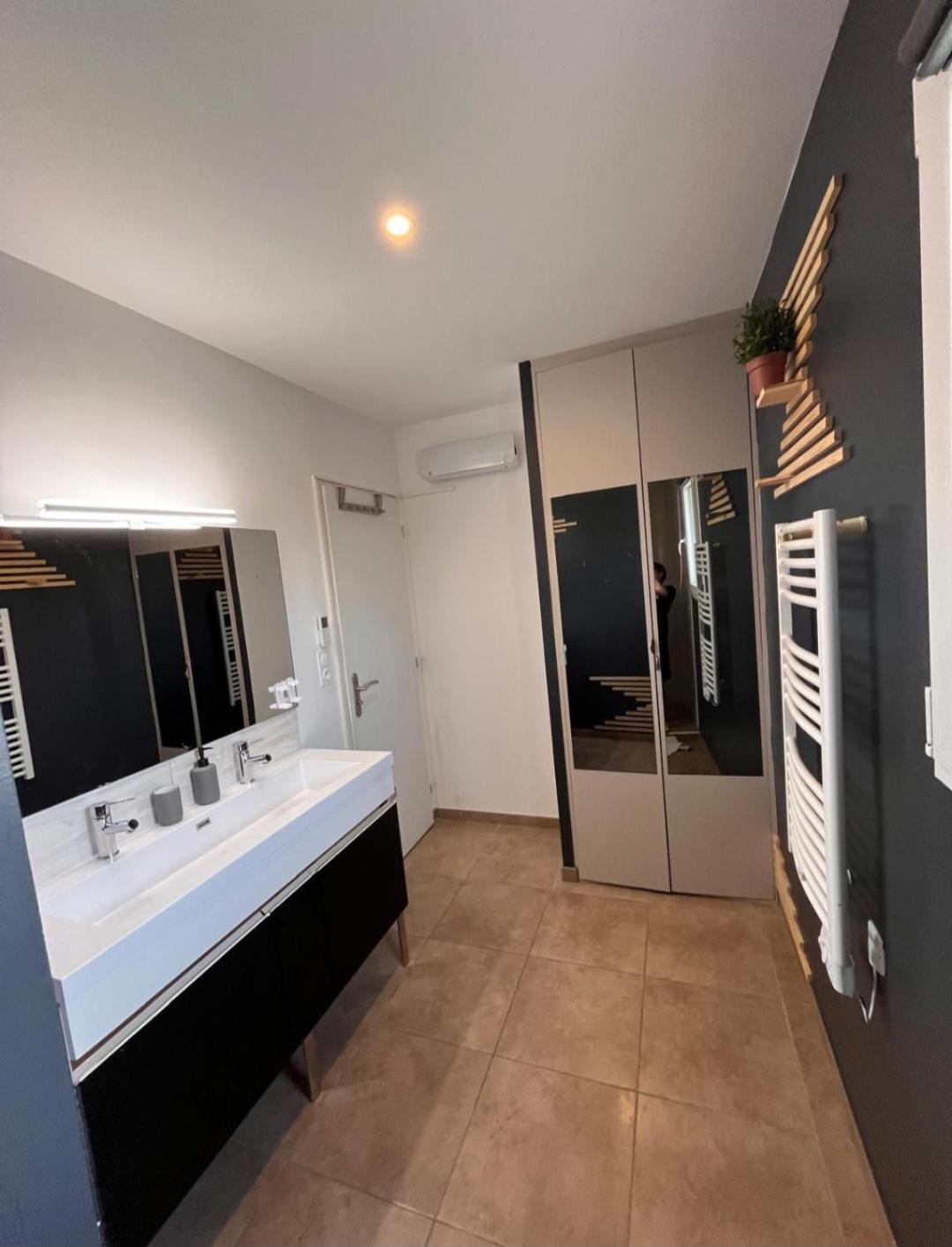 Maison 8 Couchages Clim, Plage A Pied, Petite Piscine Пор-ла-Нувель Экстерьер фото